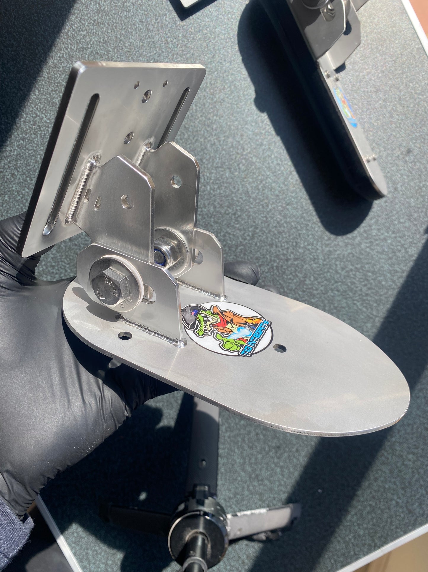 Suit -1KW Airmar/ Furuno transducer -GEN2.0 TM2 heavy duty mounts