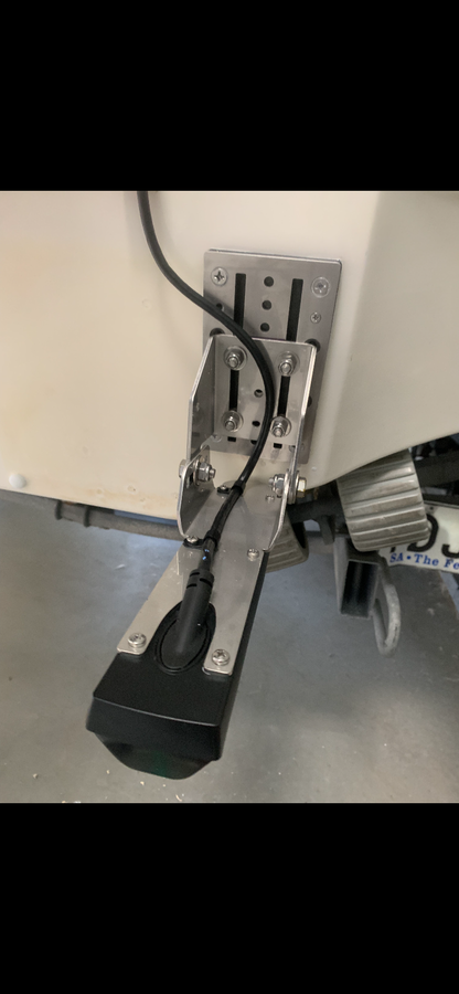 A.I.M transducer mount ( Lowrance HD active image transducer)