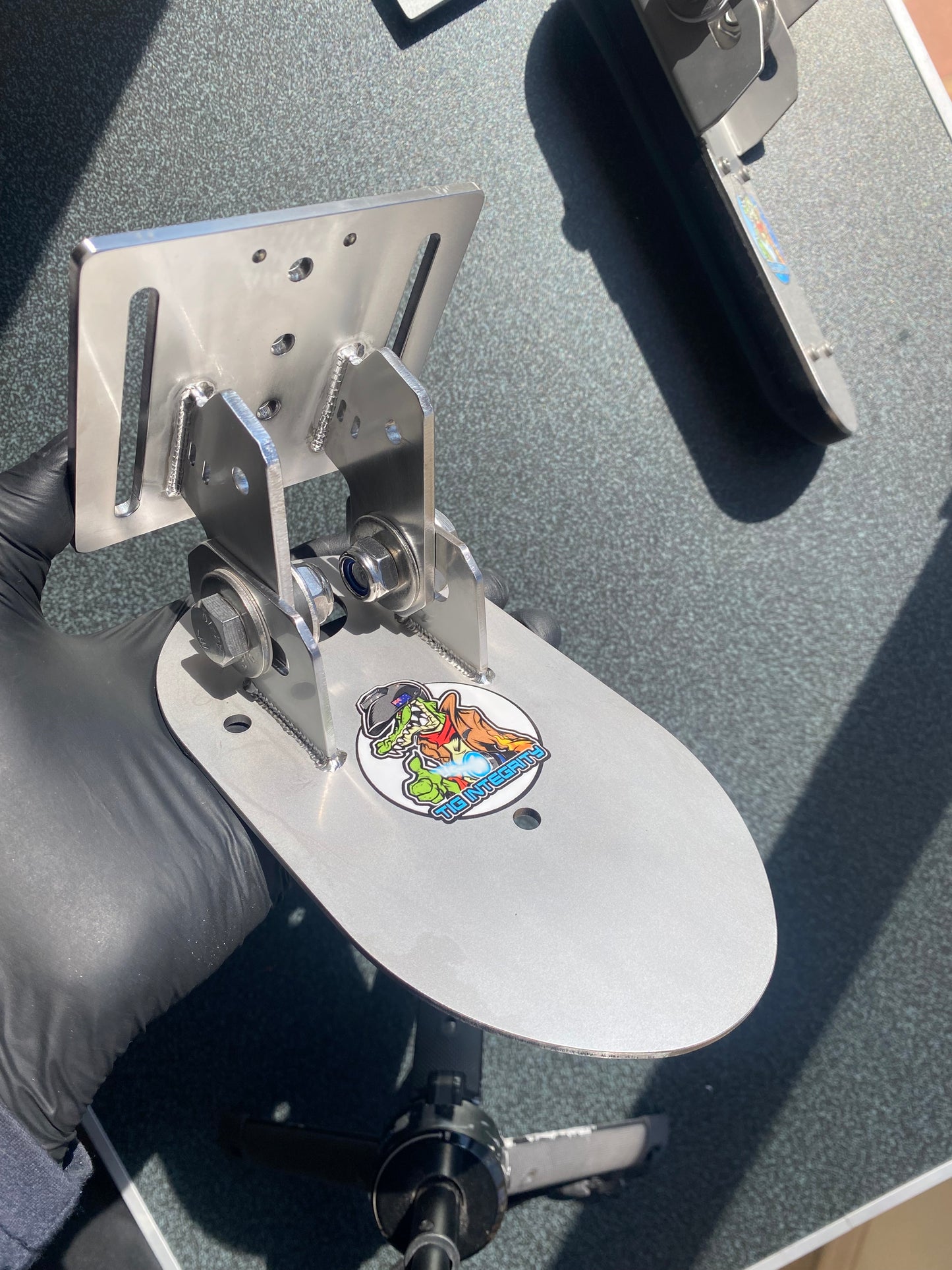 Suit -1KW Airmar/ Furuno transducer -GEN2.0 TM2 heavy duty mounts
